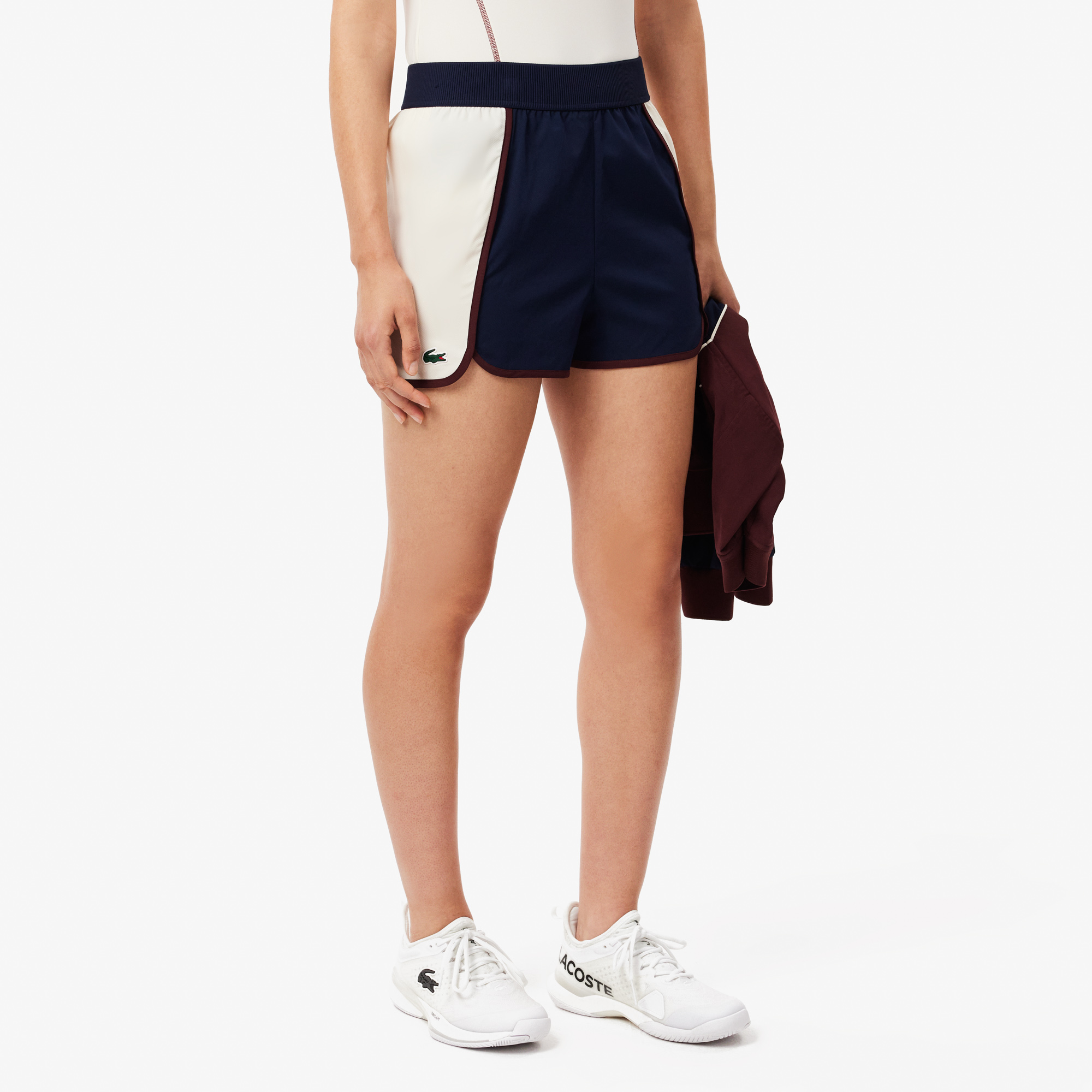 Short femme Lacoste seconde main photo 3